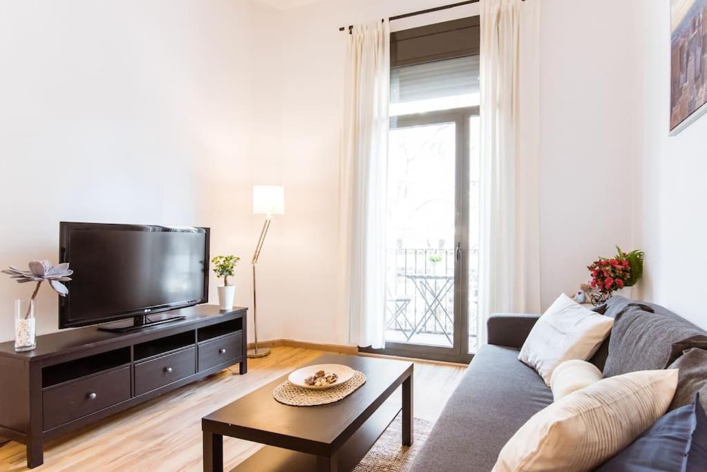 One Bedroom Flat Close To Beach Barcellona Esterno foto